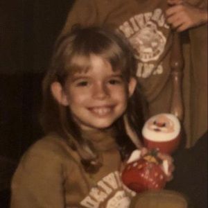 Meet your Posher, Debi